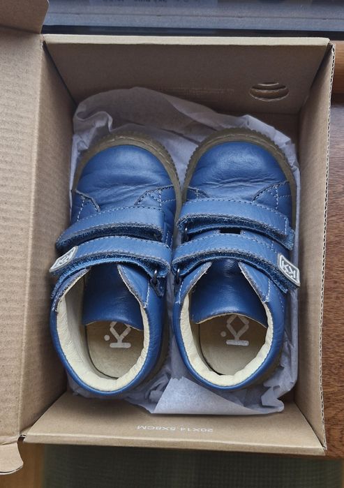 Детски кожени обувки