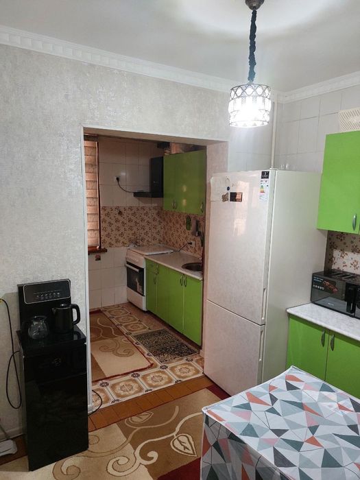 1 каватдан 3 хонали квартира сотилади 6 микрорайон