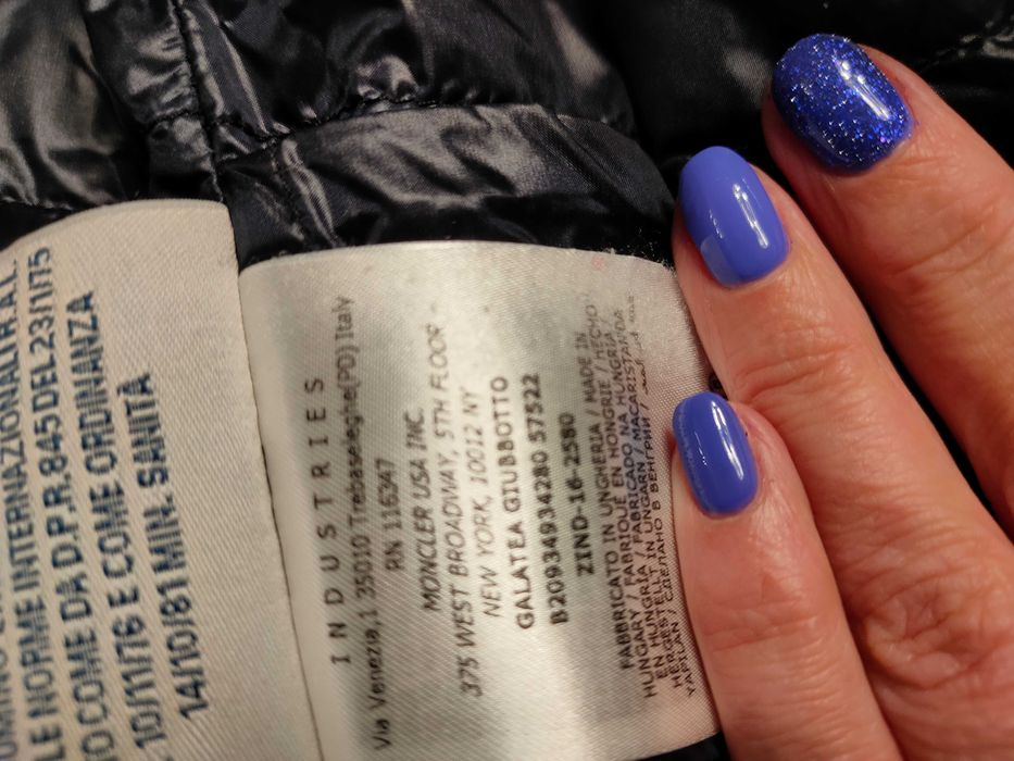 Оригинално палто Moncler