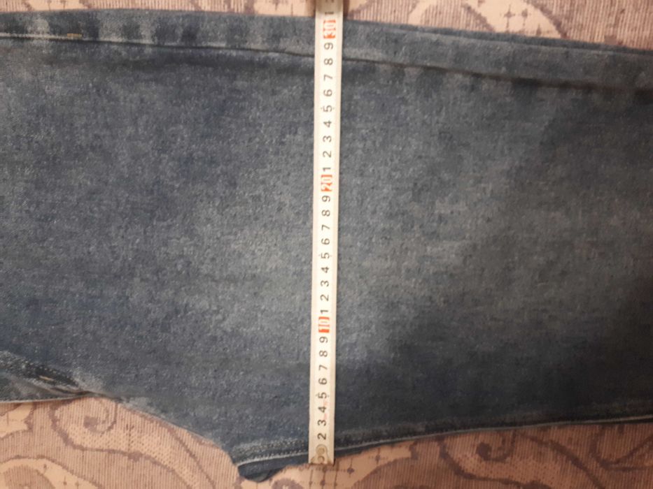 Продам джинсы МОМ