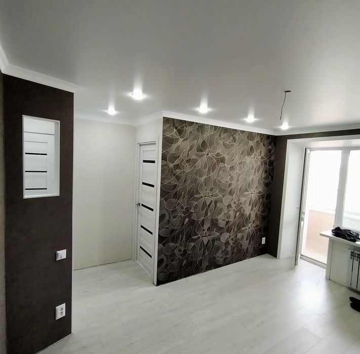 Поклеим обои качественно