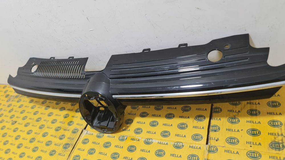 Grila masca radiator VW Golf 8 VIII 5h0853651n