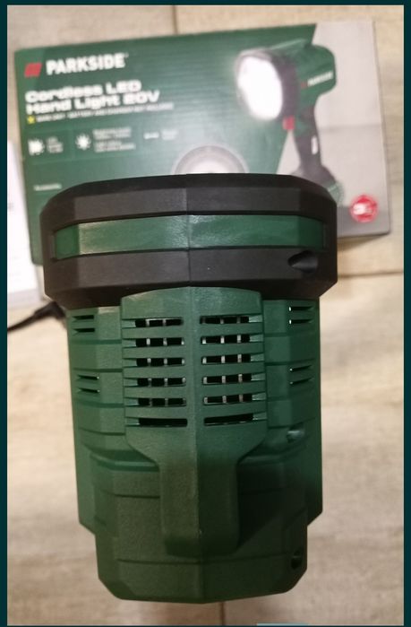 Parkside lanterna lampa proiector cu baterie 20V si auto 12V
