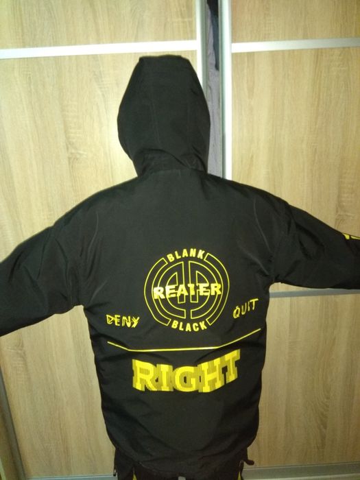 Демисезонная куртка(подростковая)