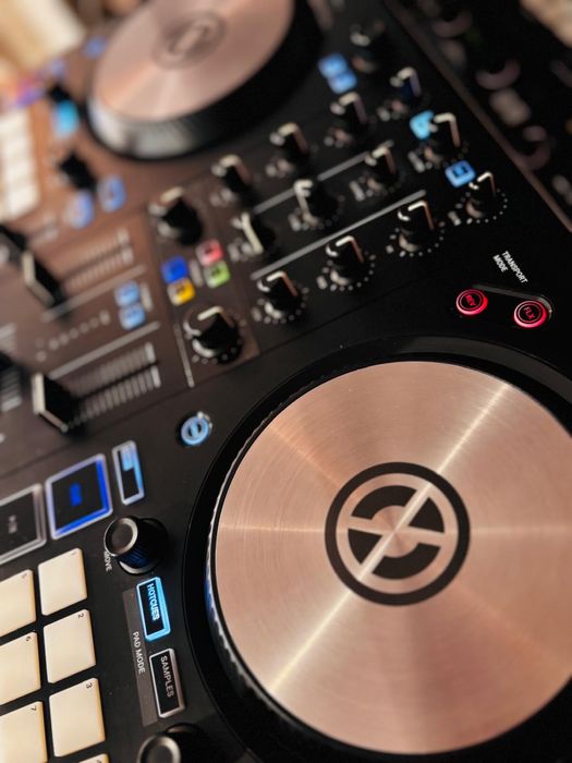 Traktor S2 Mk3 cu licenta