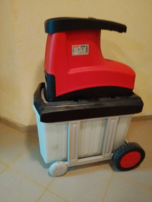 Дробилка за клони