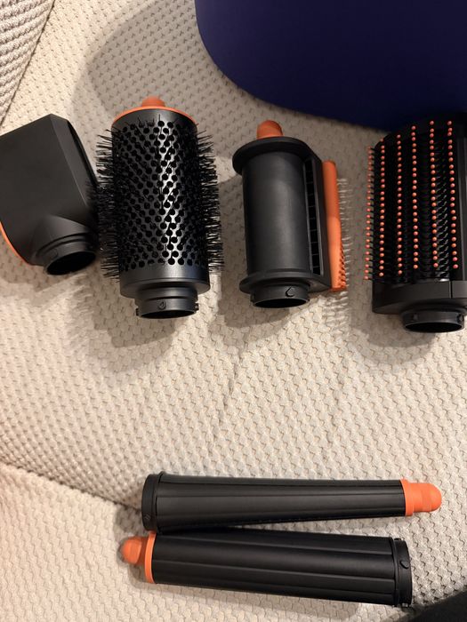 Ondulator Dyson airwrap id curl HS08