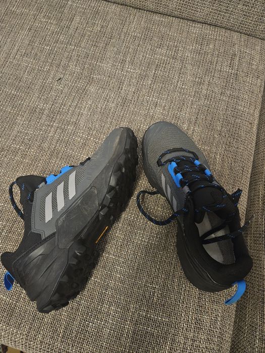 Adidași Adidas Terrex Gore-Tex – ca noi