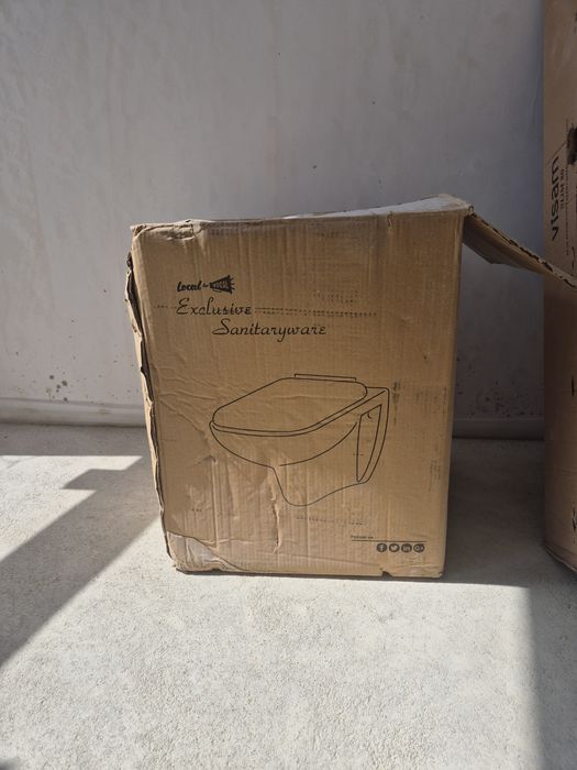 Вградена структура за тоалетна