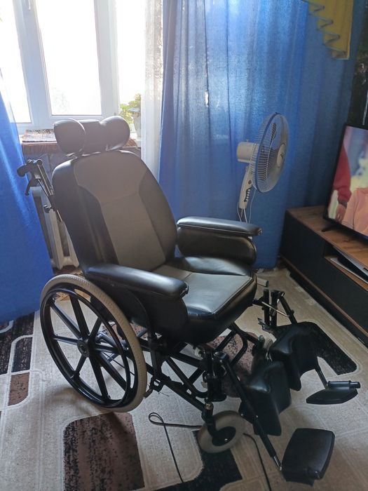Инвалидная коляска