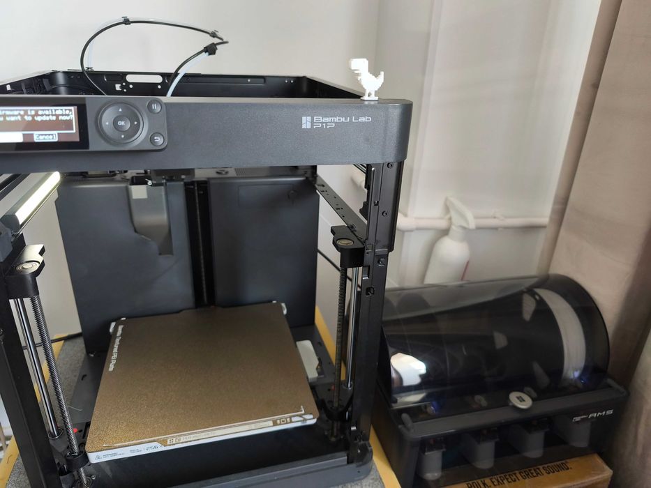 Imprimanta 3D Bambu Lab P1P + Bambu Lab Automatic Material System(AMS)