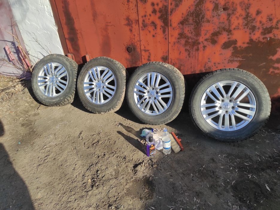 Комплект дисков Хонда с резиной зима