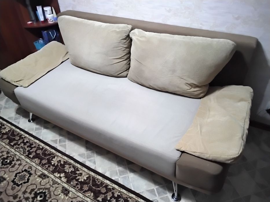 Продам диван- софа.