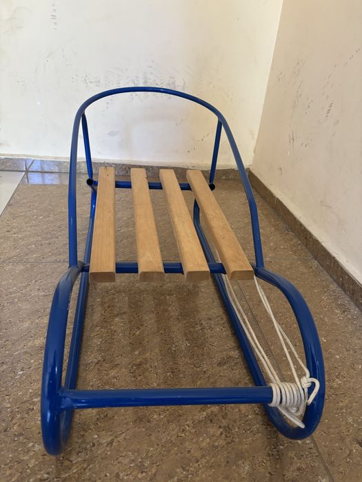 Детска шейна синя