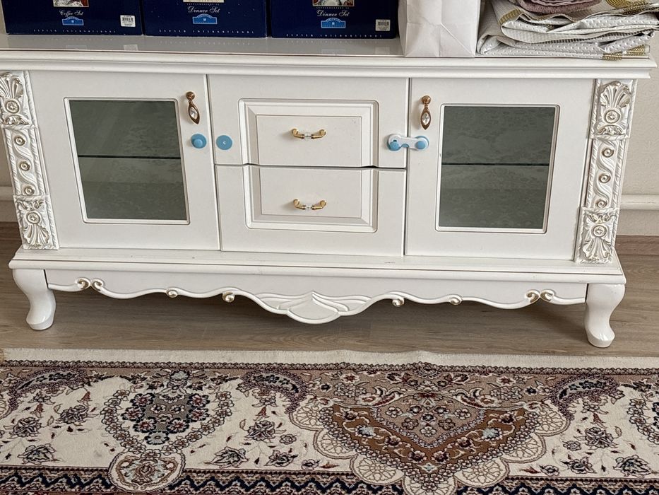 Сервант для посуды