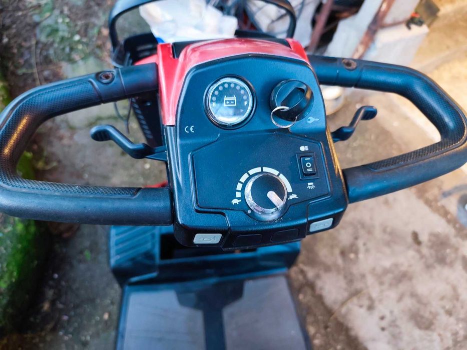 Електрическа количка