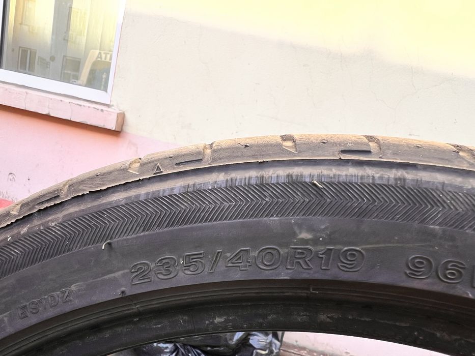 Anvelope de vara 235 40 19 dot 2023