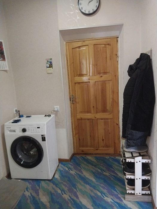 Продаётся однокомнатная квартира переделанная в двухкомнатнуюв