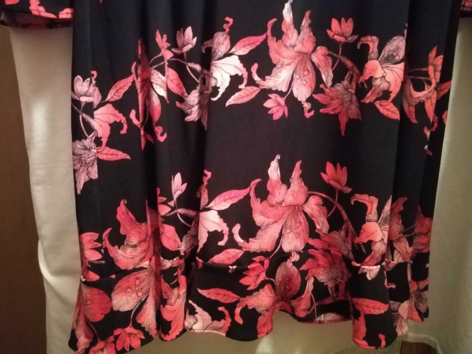 Rochie cu model floral