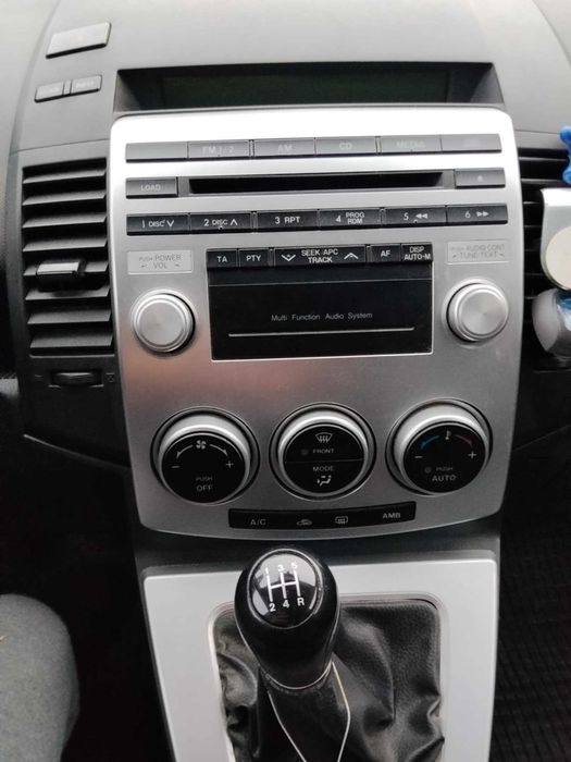 Vând Mazda5 de 7 locuri