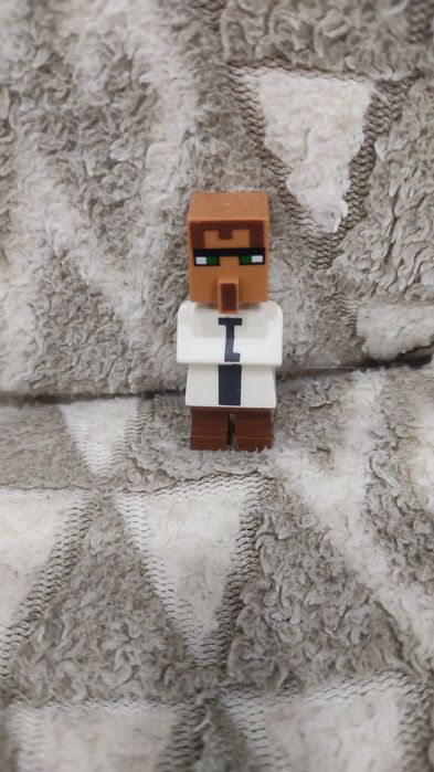 Лего житель библиотекарь