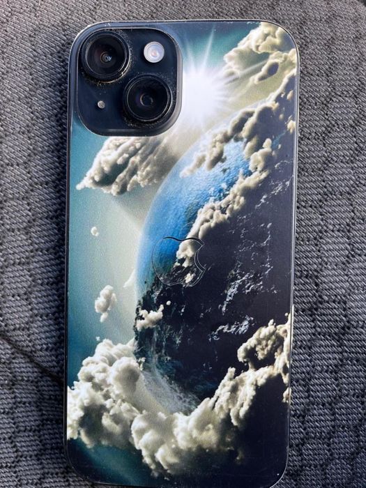 Айфон 15 черный без царапин