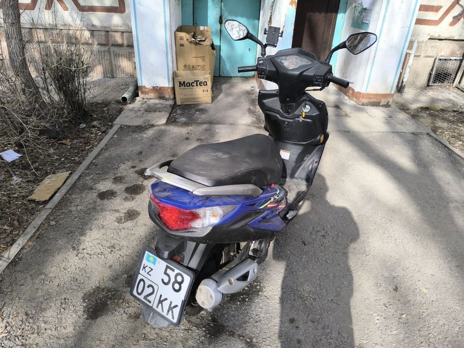 Мопед vs Suzuki Haojie