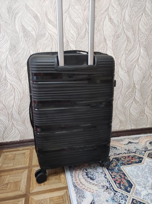 Чемодан дорожный геловый