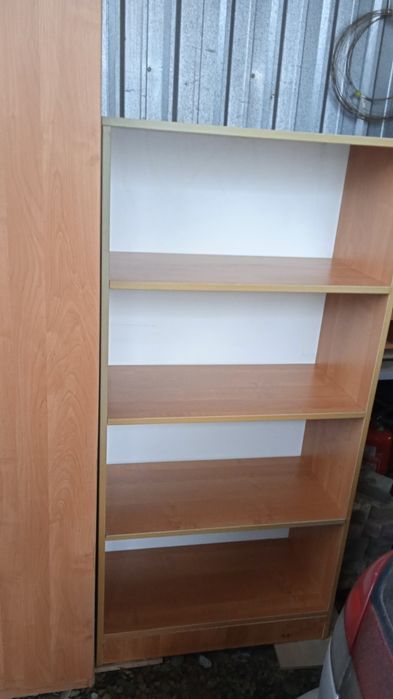 Шкаф офисный.  .