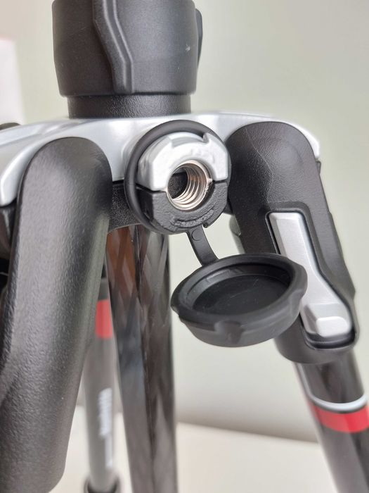 Чисто Нов Карбонов статив Manfrotto Advanced MKBFRTC4-bh