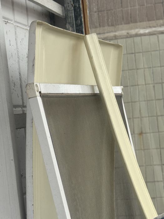 Продам акриловую ванну