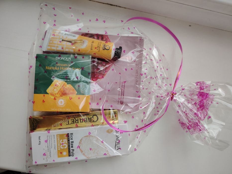 Срочно продам подарки на 8март