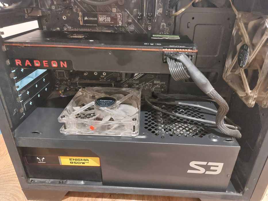 Компютър / компютърна конфигурация