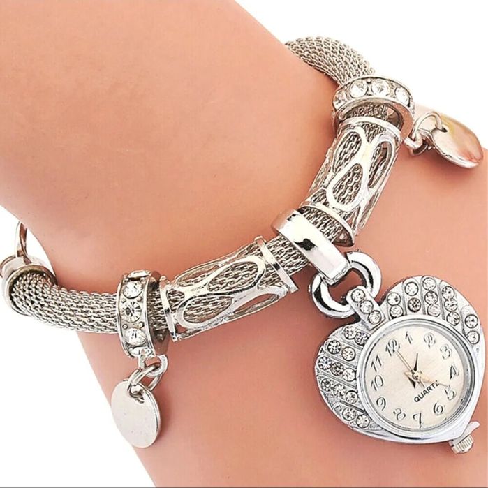 Дамски часовник гривна