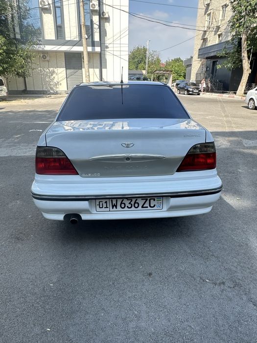 Nexia 1 sotiladi.