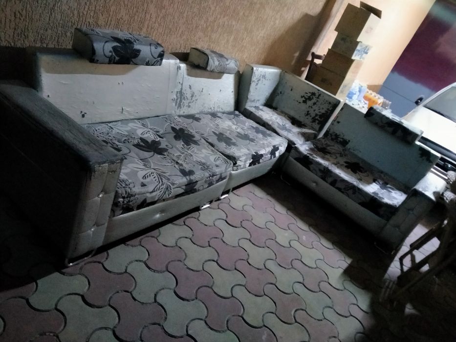 Мягкий уголок. Диван