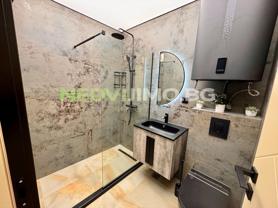 Продава се Двустаен апартамент в Варна, Бриз - 67 кв.м за 1660 €/кв.м - Снимка #4