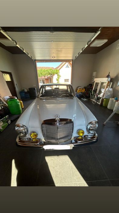 Mercedes SE 250