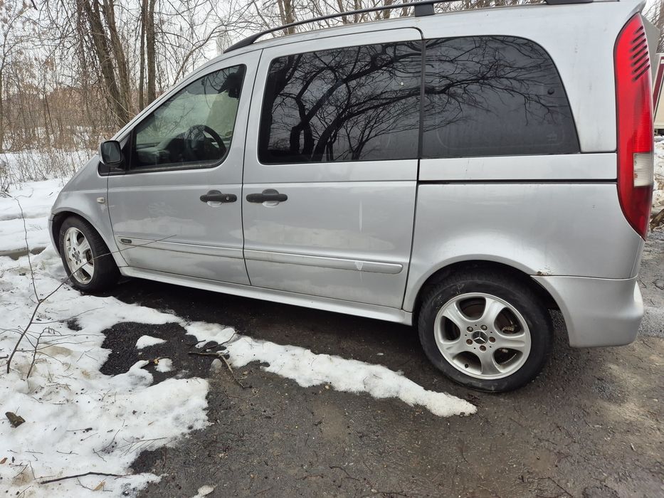 Dezmembrez mercedes vaneo