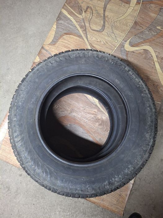 Продам летние шины новые