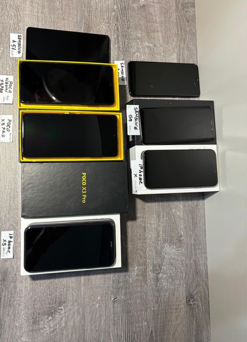 Vând telefoane in stare foarte buna , diferite marci .