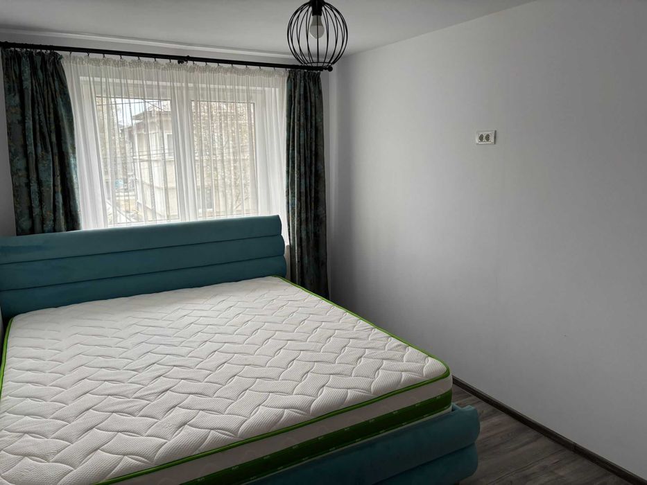 Apartament cu 3 camere - Central