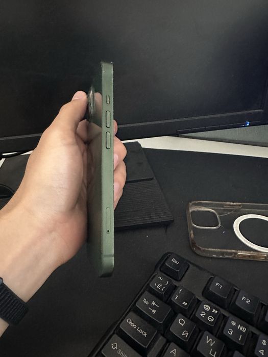 iPhone 13 брал в США