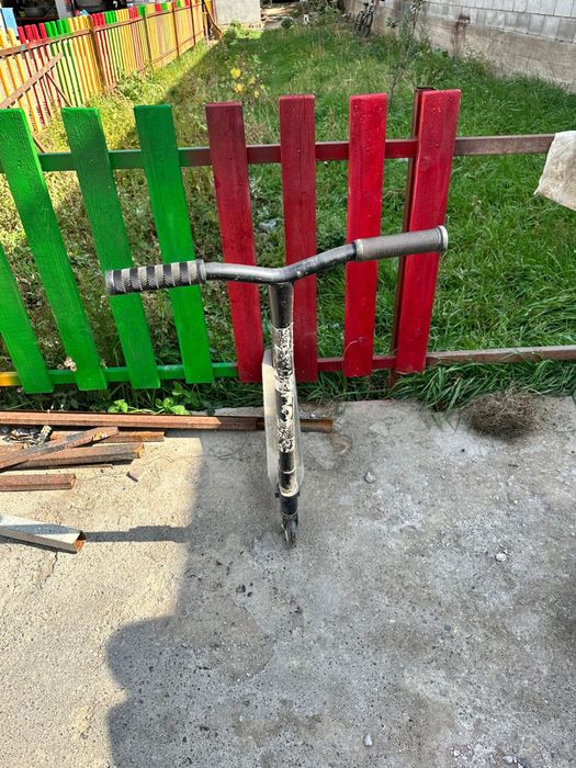 Трюковой самокат