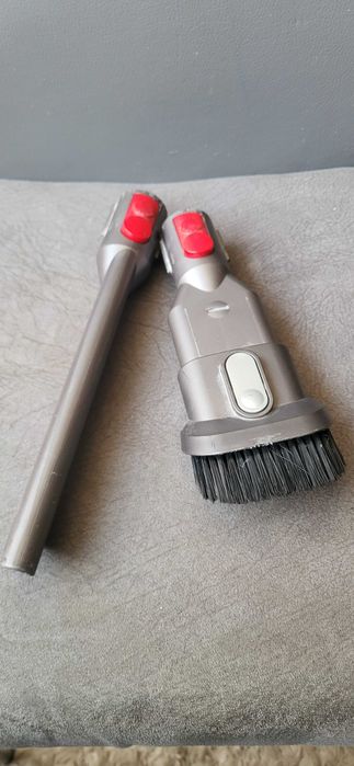 DYSON Accesori 60 lei ca noi