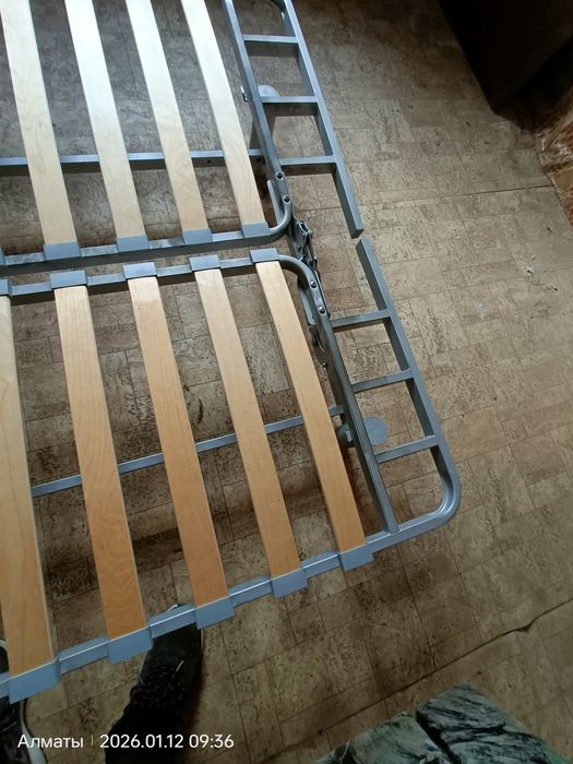 Кровать двуспальная