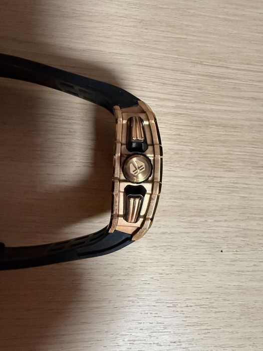 Ceas barbatesc Tsar Bomba