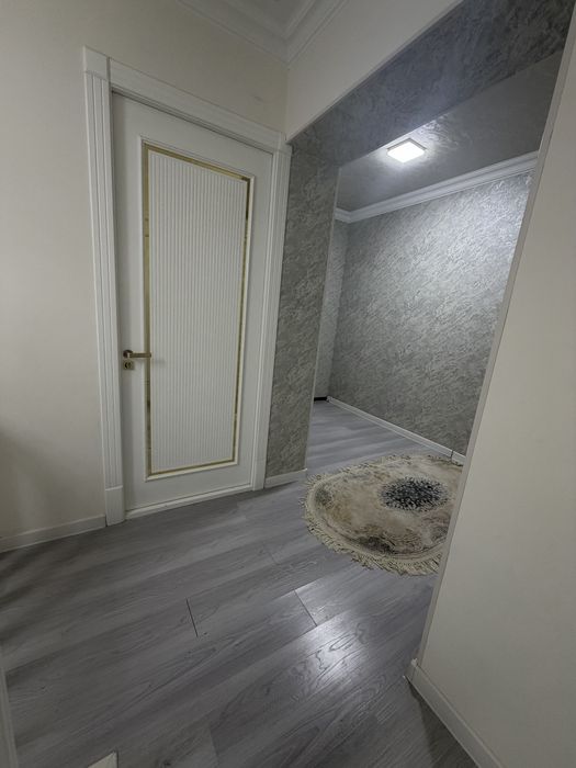 Onqorgon Obod Mahallada 3 sotih 6ta  xona kotta xol va oshxona