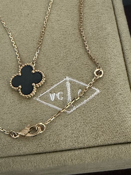Колие Van Cleef с черен оникс