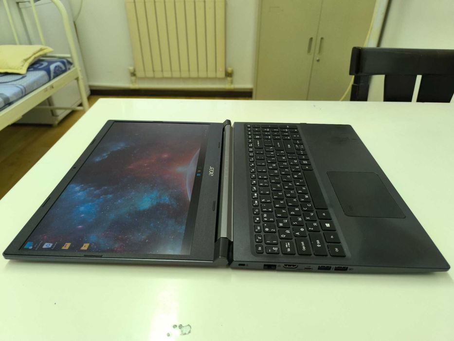 Игровой ноутбук Acer Aspire A715